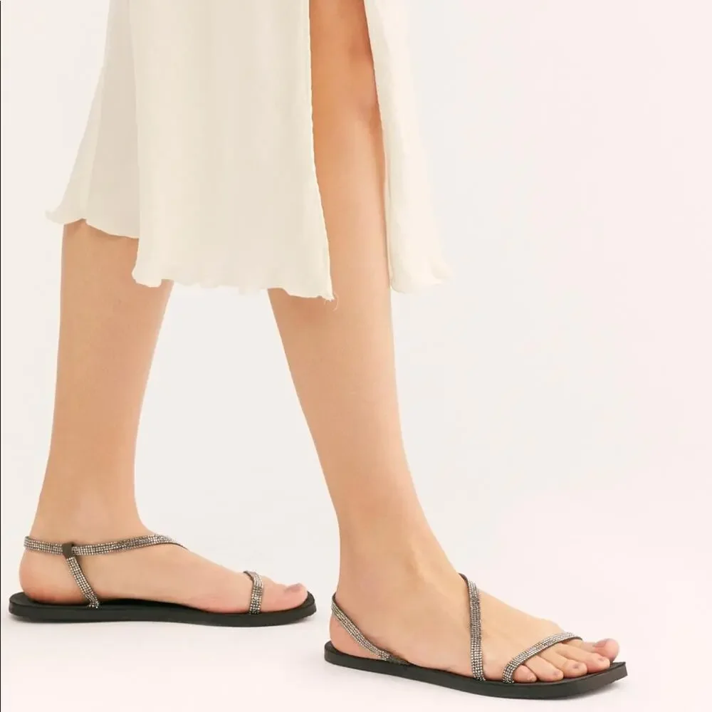 Free People Black Crystal Cove Women 40 or 10 Sandals BRAND NEW